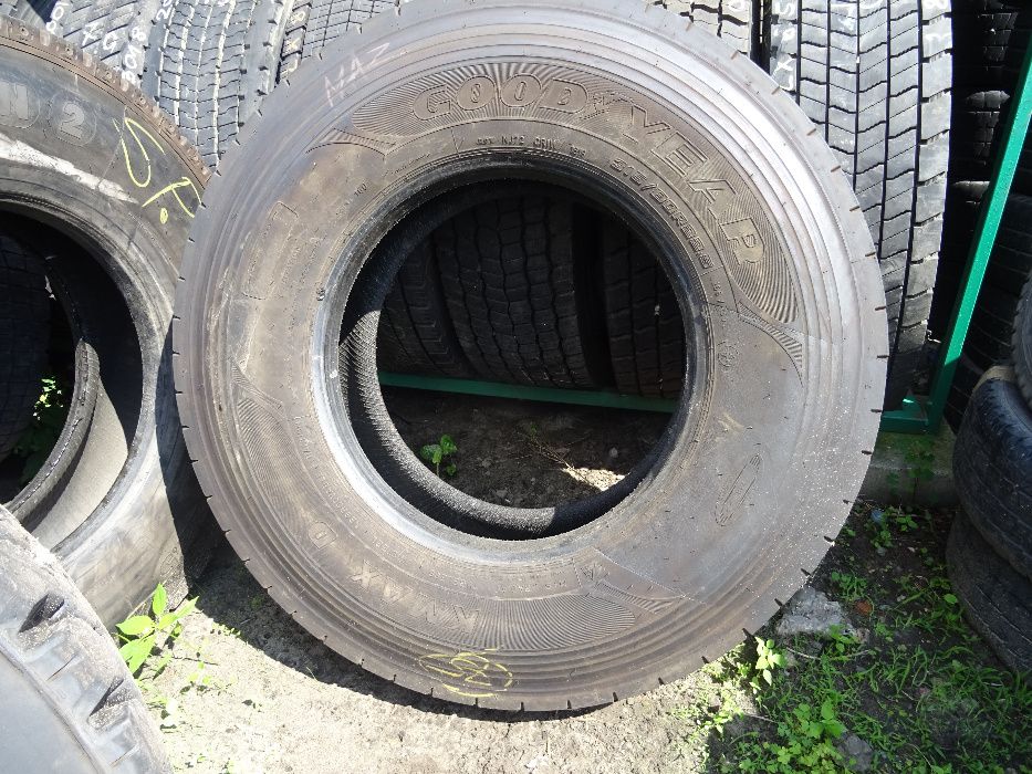 Opona 315/80R22.5 Goodyear KMAX D (650 netto)