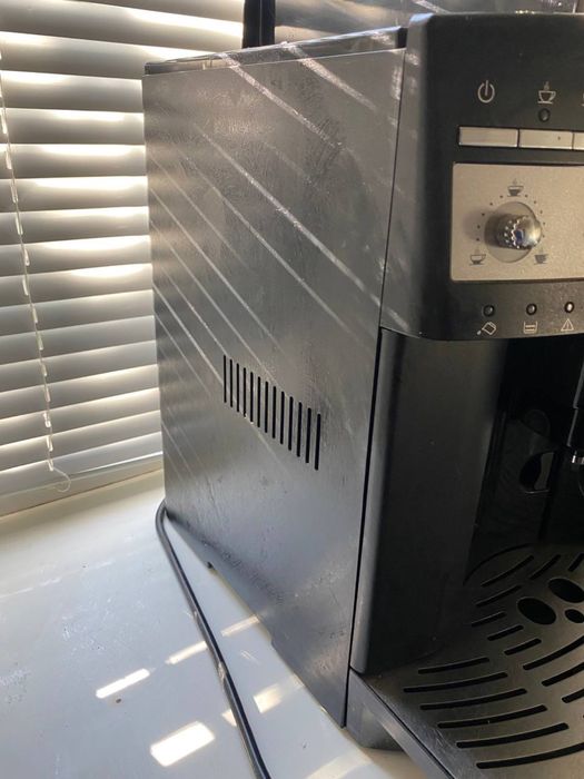 Кофе машина DeLonghi