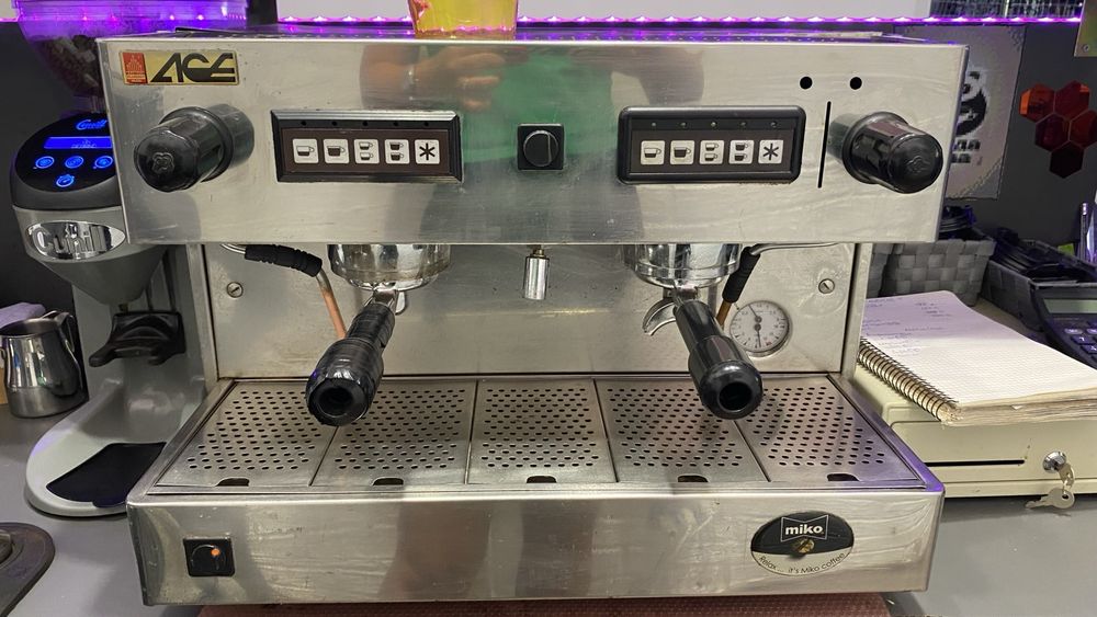 Кавомашина професійна