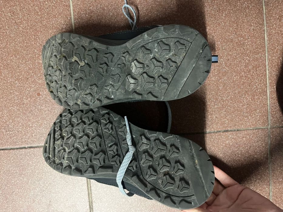 Vendo botas neve impermeaveis crianca