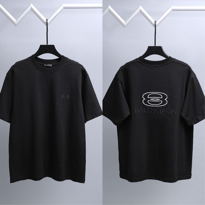Футболка в стилі Balenciaga