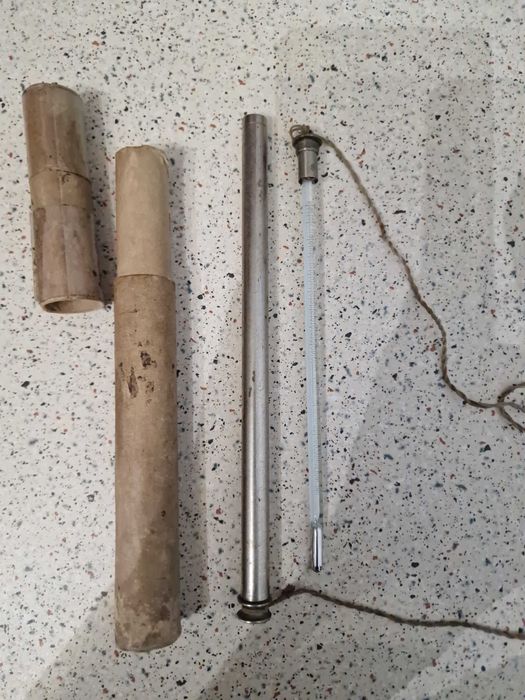 Градуснік промисловий у металевому чохлі