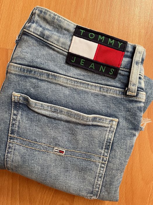 Джинсові штани жіночі