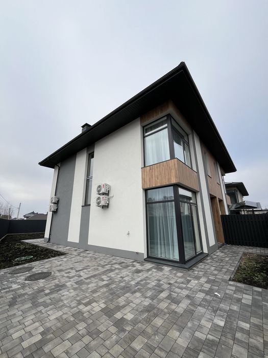 Гаряча пропозиція ! Дуплекс з дизайнерським ремонтом у Гатному!