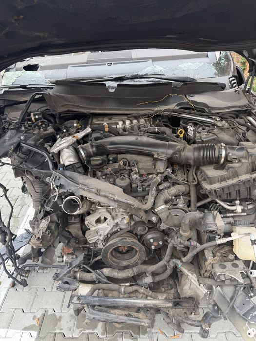 Продам  цілим лотом , 3.0 бензин  L405