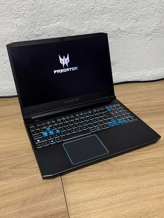 Acer Perdator Helios 300
