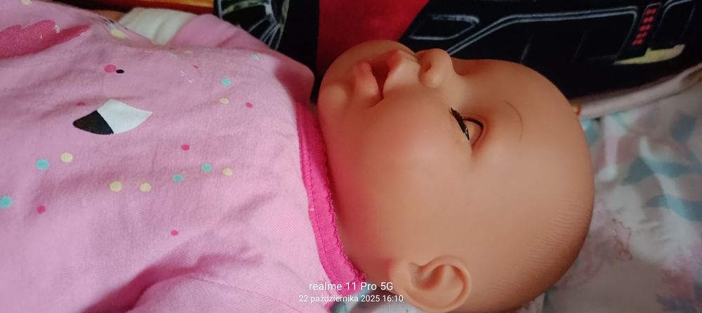 Śliczna lalka bobas interaktywna 50 cm.