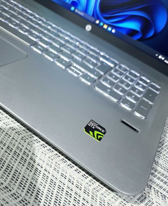 HP Envy 15 Gaming 3K 3200x1800 i7®™/GeForce®GTX™/16GB/BIO/SSDNvme/B&O