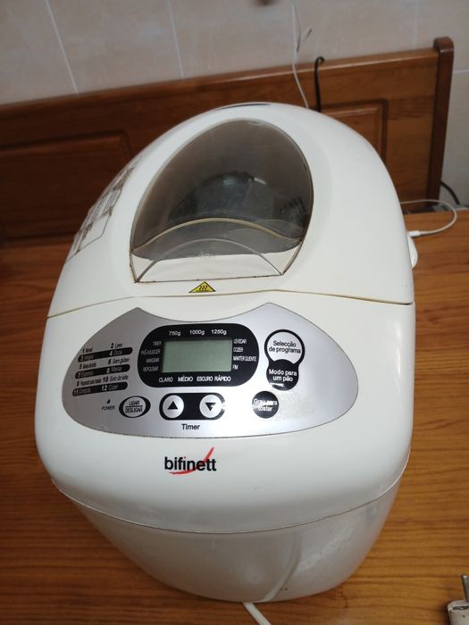 maquina eléctrica de fazer pão