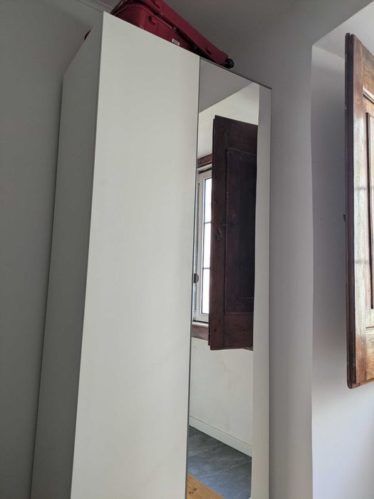 Roupeiro PAX - excelente estado