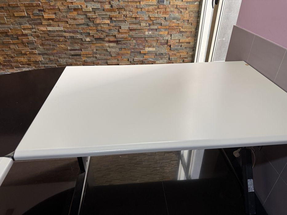 Secretaria dupla com curva 90’ e gavetas
