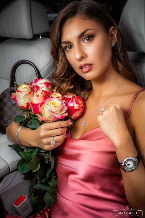 Obrączka złota do połowy z brylantami Eight Dreams 0.80ct