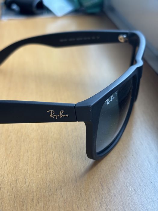 Oculos Ray-Ban pretos