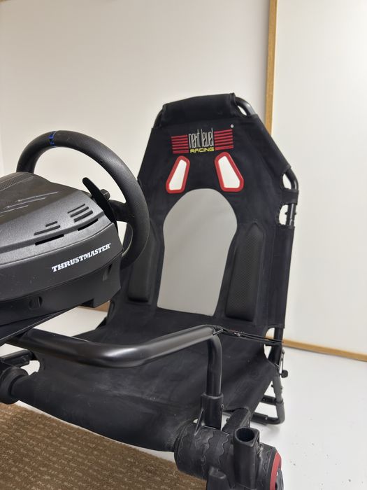 APENAS Thrustmaster T300 + Pedais