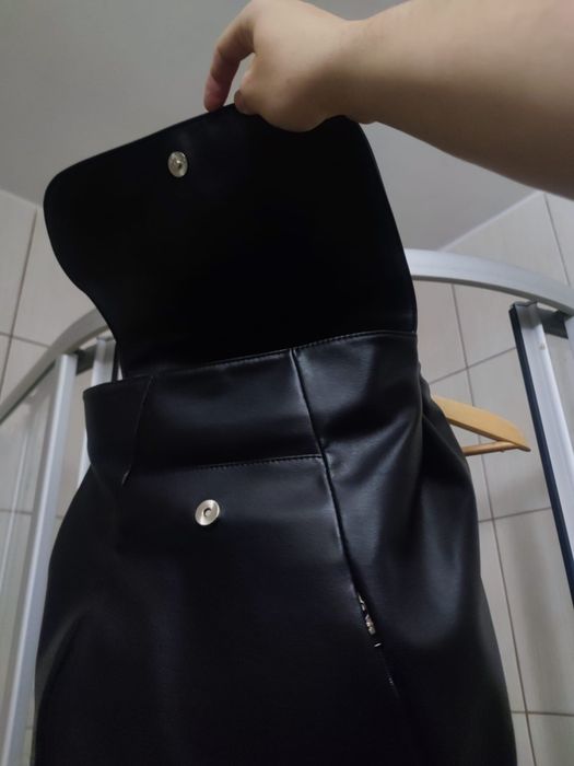 plecak plecaczek męski meatfly sportowy na laptopa elegancki. zapinany