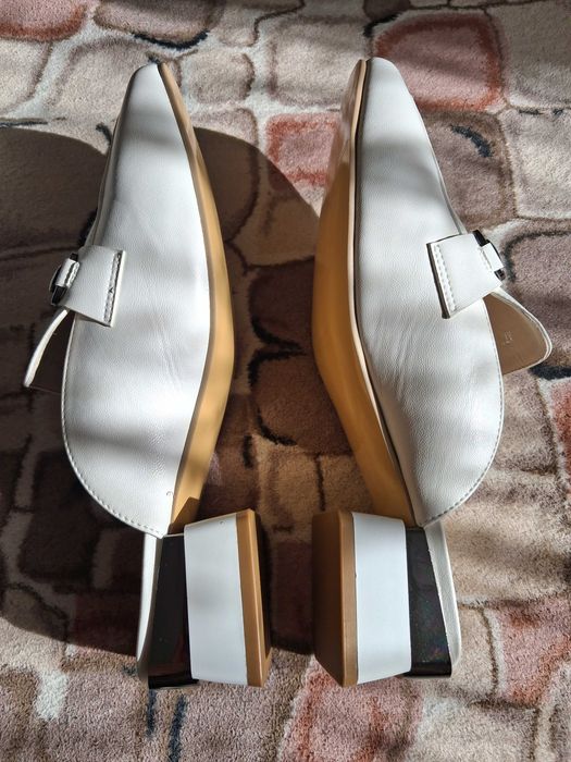 Шльопанці жіночі