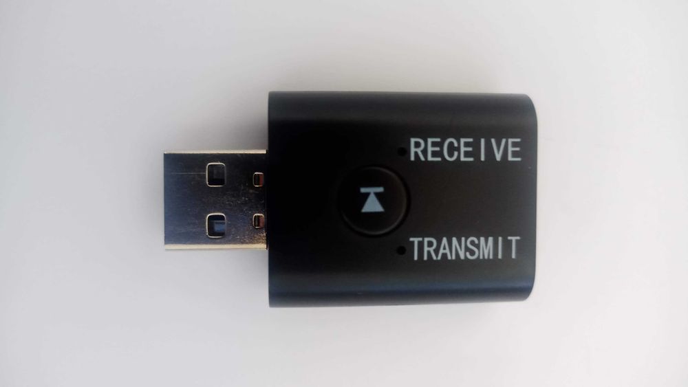 Універсальний bluetooth 5.0 адаптер 2 в 1 передавач та трансмітер