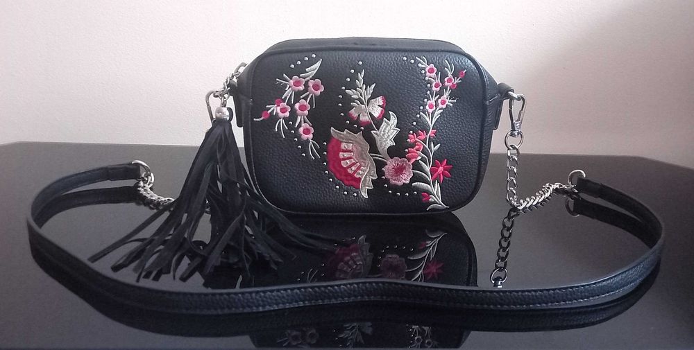 Miss Selfridge mała torebka skóra haft boho folk