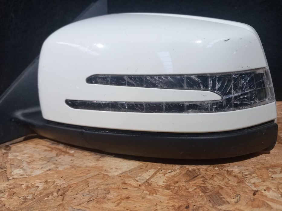 Espelho retrovisor elétrico lado esquerdo Mercedes Classe C W204