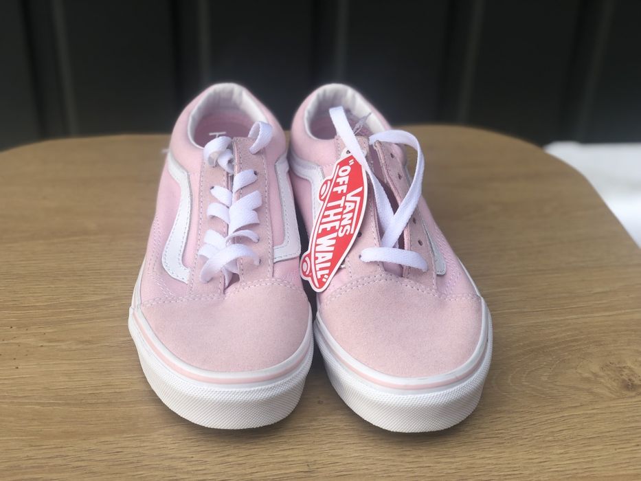Оригінальні кеди Vans.