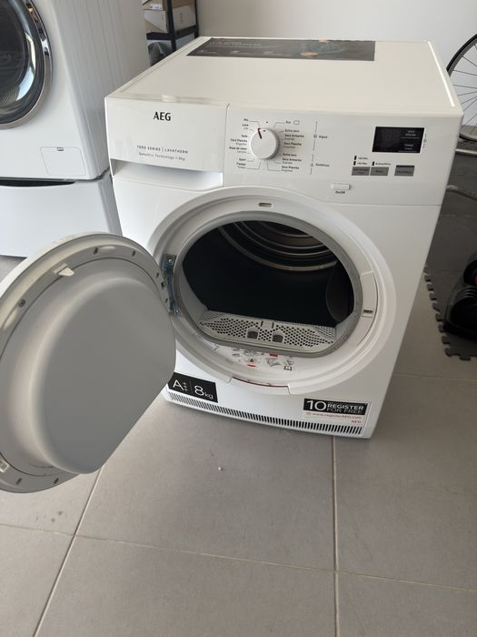 Máquina de Secar AEG Série 7000 SensiDry 8 kg A++ – Bomba de Calor