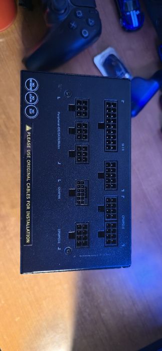 Fonte Alimentação Gigabyte GP-UD750GM 750W 80 Plus Gold Modular