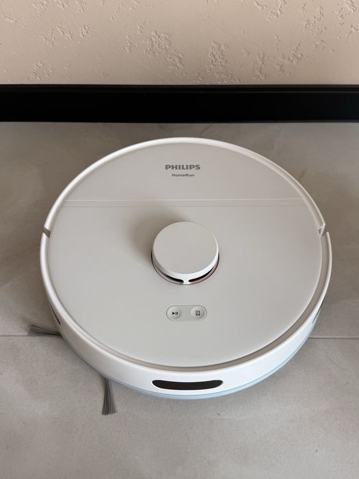 Продам миючий робот пилесос Philips