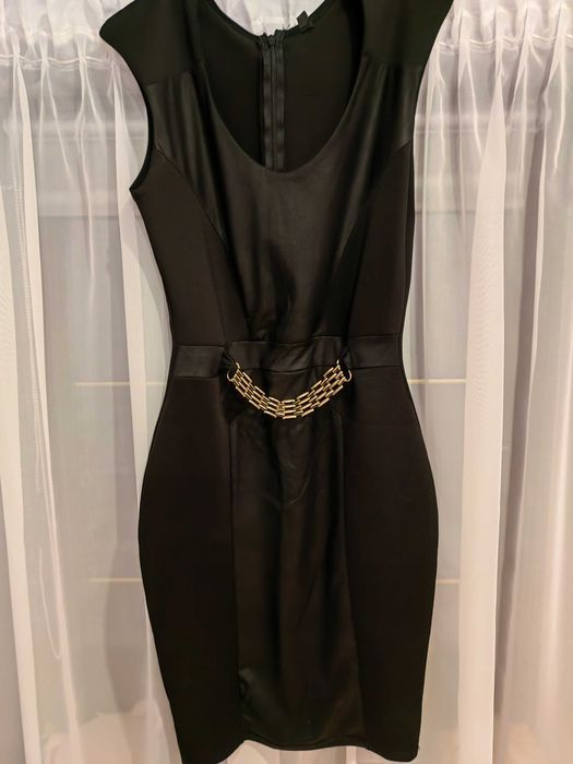 Elegancka sukienka rozmiar S