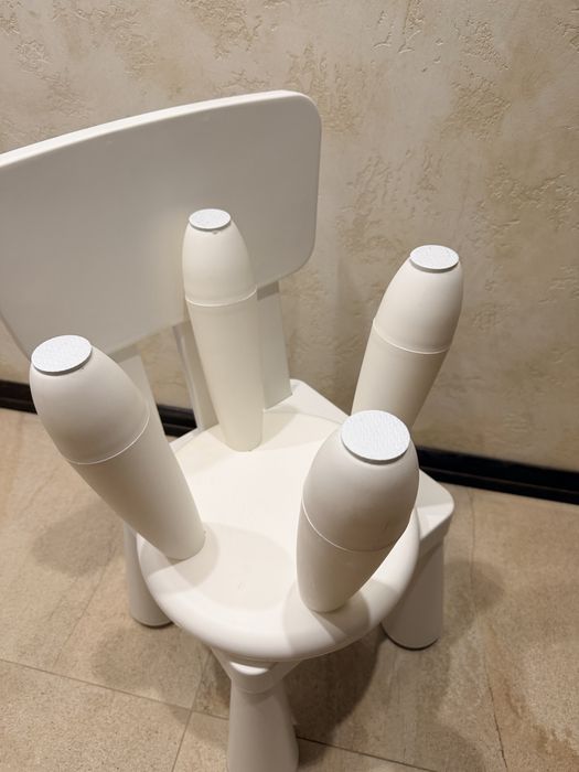 Стільчик ІКЕА стан ідеальний зі спинкою