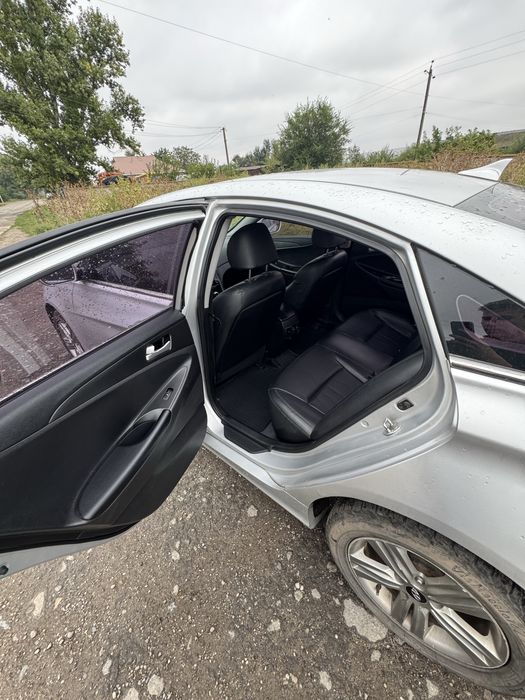 Продам Hyundai Sonata