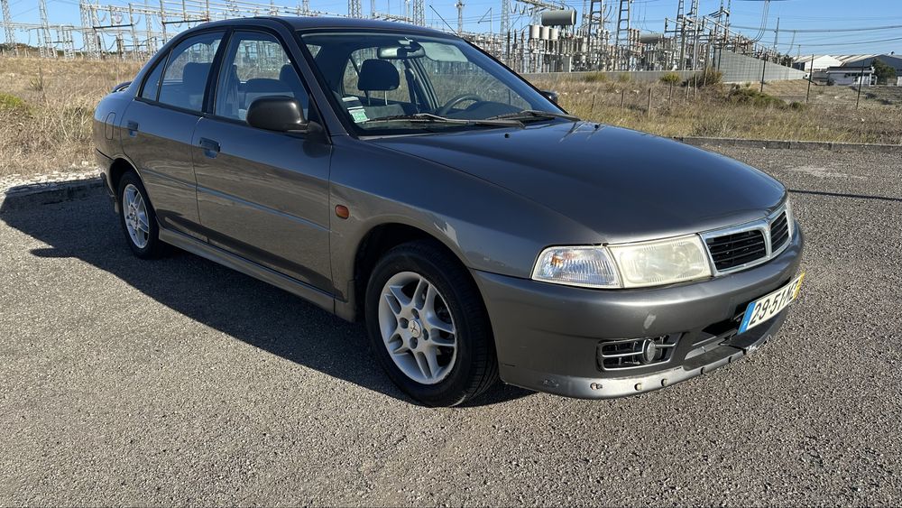 Mitsubishi lancer 1.3 glx