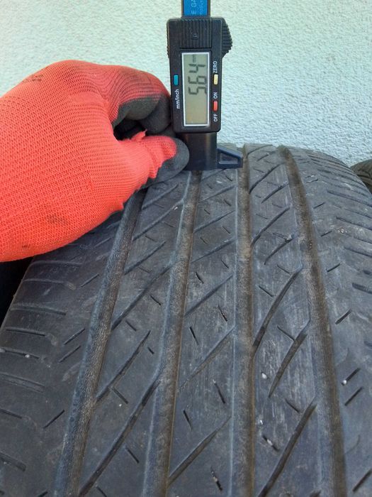 4 opony letnie Bridgestone 215/55R18, bieżnik 5,5mm.