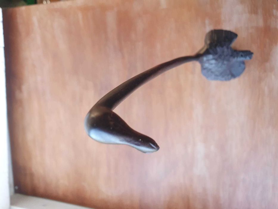 Estatueta de um pássaro