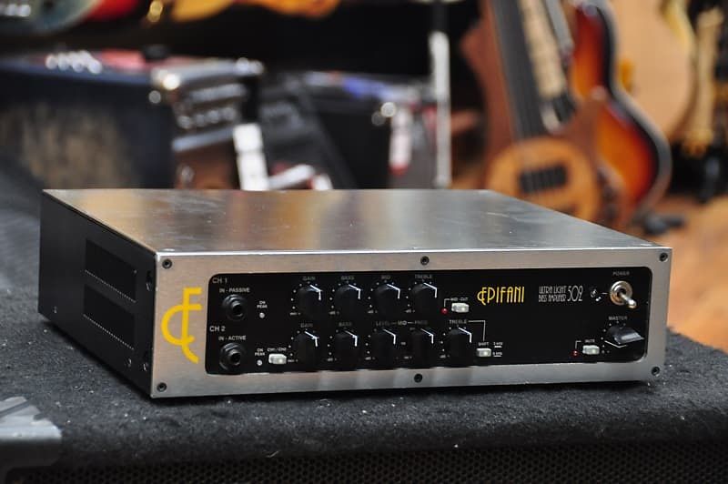 Amplificador Baixo Epifani