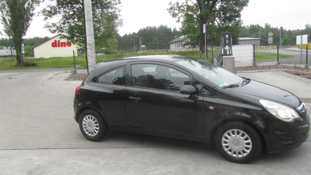 Opel Corsa 2012r 1,2 benzyna Ładny 200 tyś km