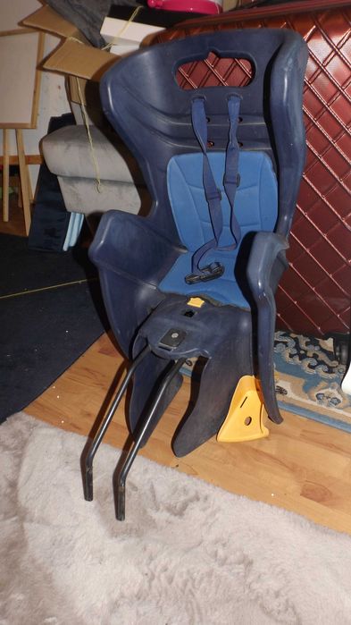 foteliki rowerowe różne kolory rodzaje i samochodowe