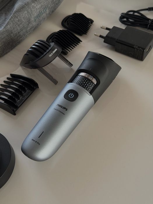 Тример Philips Series 7000