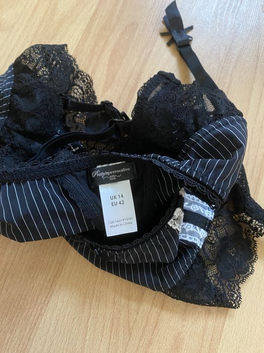 Трусики з застібками для панчіх