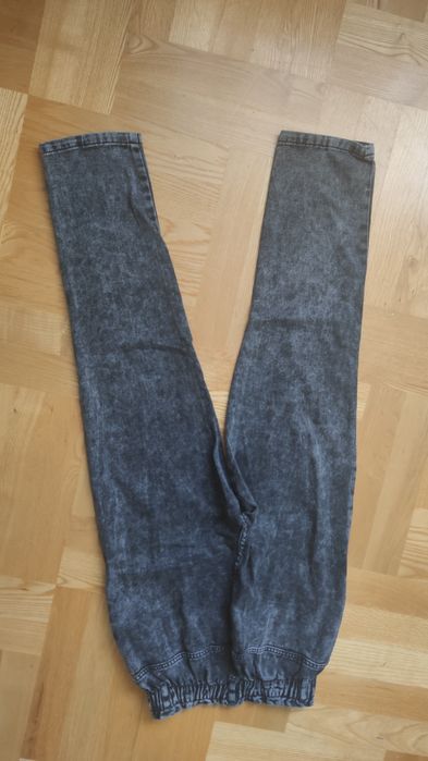 Spodnie H&M r 152