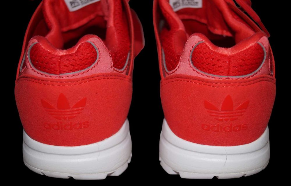 Damskie buty sportowe Adidas Racer Lite r. 36 2/3