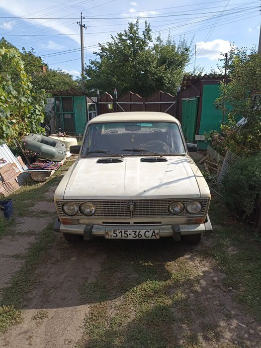 продам автомобіль ваз 2103