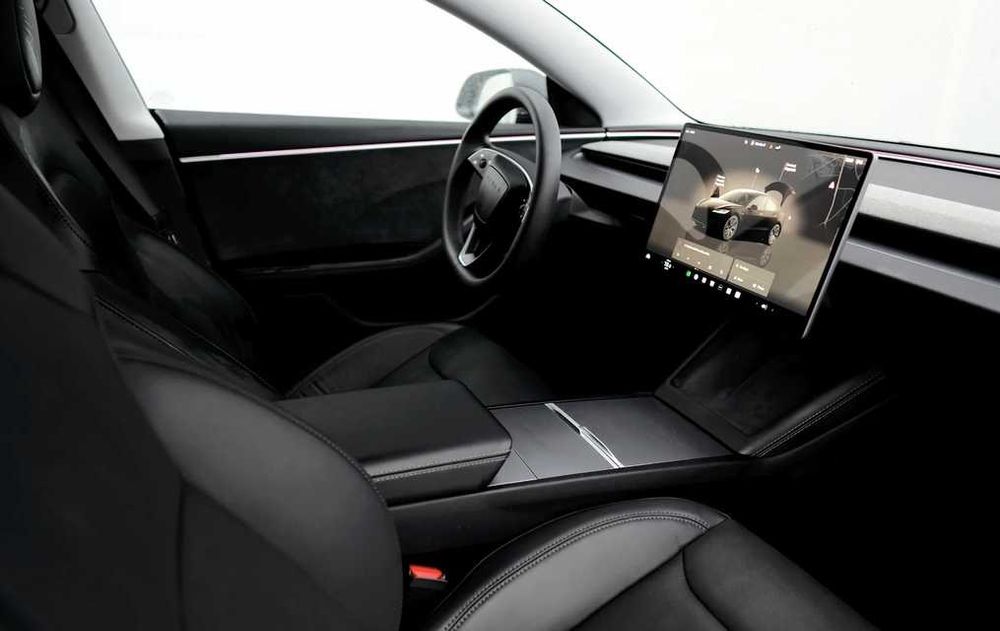 Tesla Model 3 Longe Range 2024