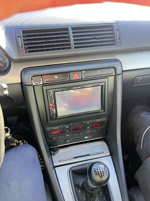 Audi A4 1.9tdi vendo/troco jipes