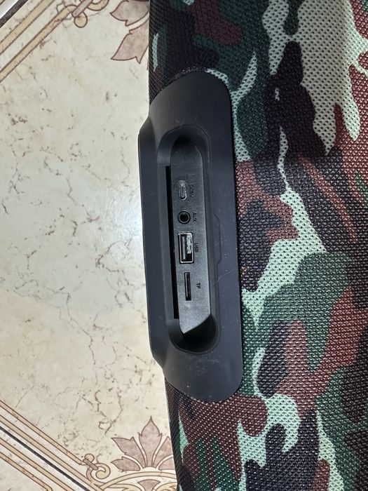 Колонка JBL  29 см