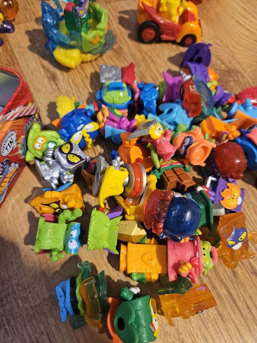 Super zinks figurki gratis pluszak