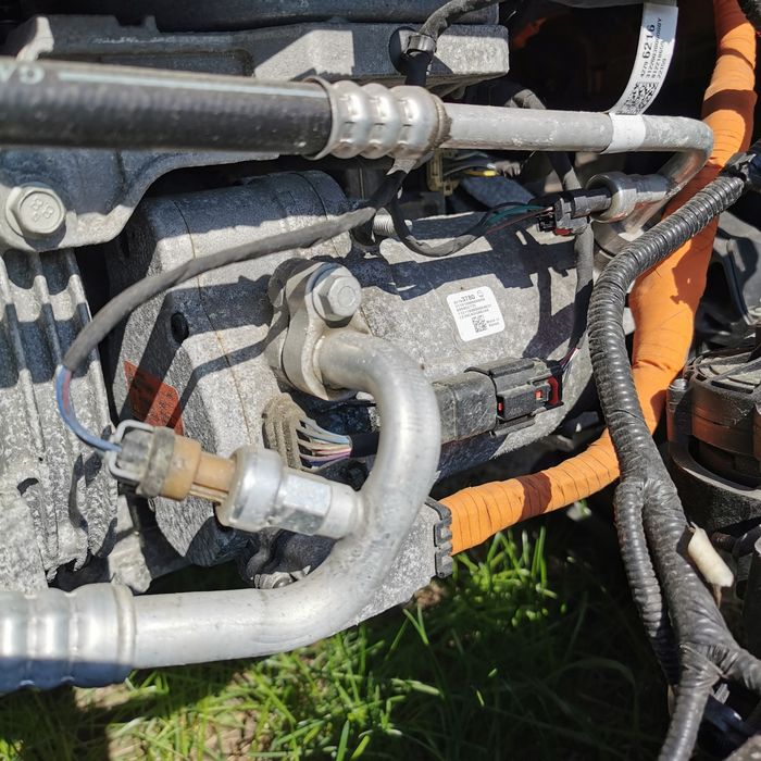 Компресор кондиціонера Шевроле Болт, Chevrolet Bolt EV, EUV 2023рік