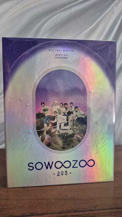 Продам офіційний Memory book BTS
