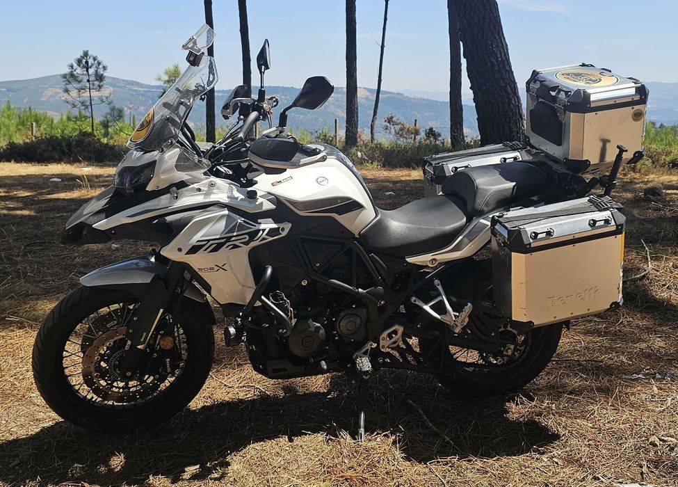 Benelli TRK 502x