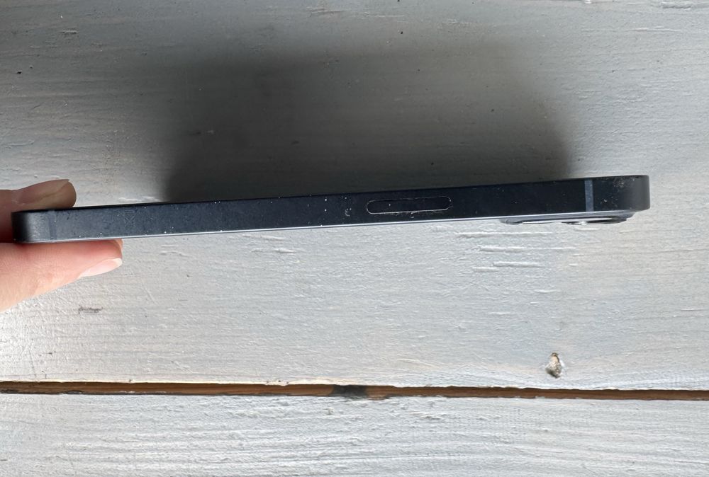 Iphone 13 + słuchawki apple