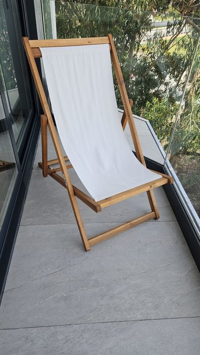 Cadeira de jardim com um mês de uso. Como nova!